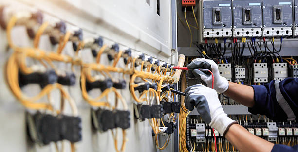 Professional Electrician technician working in Vienna, GA